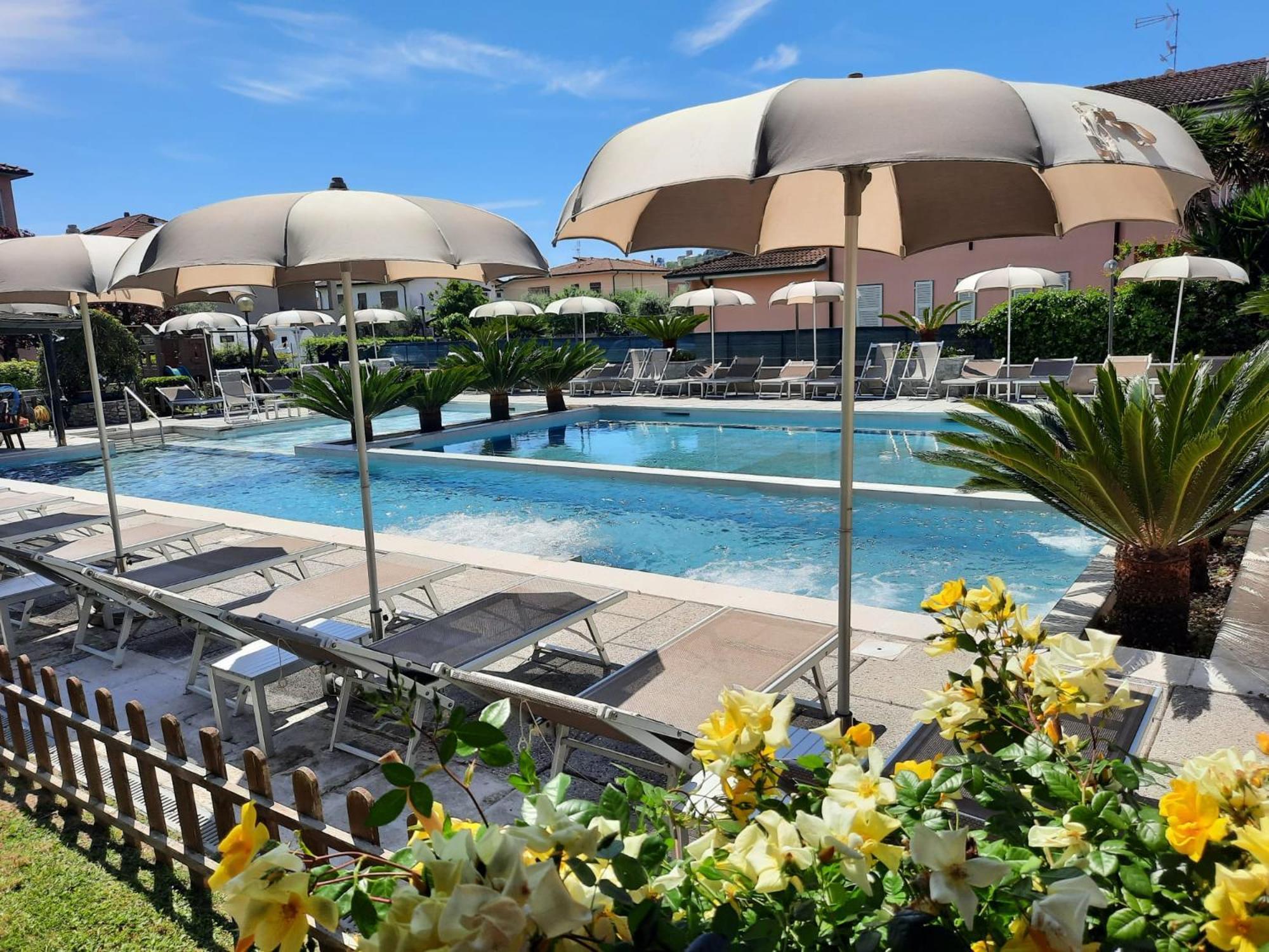 River Park Hotel Ameglia Exterior photo